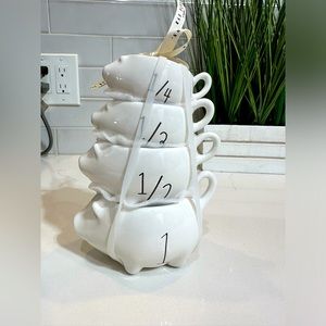 Rae Dunn Pig Measuring Cups